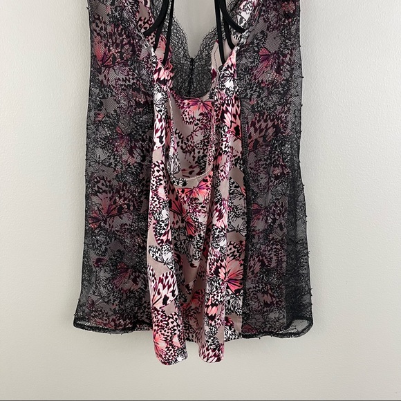 VICTORIA'S SECRET Pastel Light Pink Black Butterfly Lace Plunge Neck Teddy Slip - Picture 7 of 8